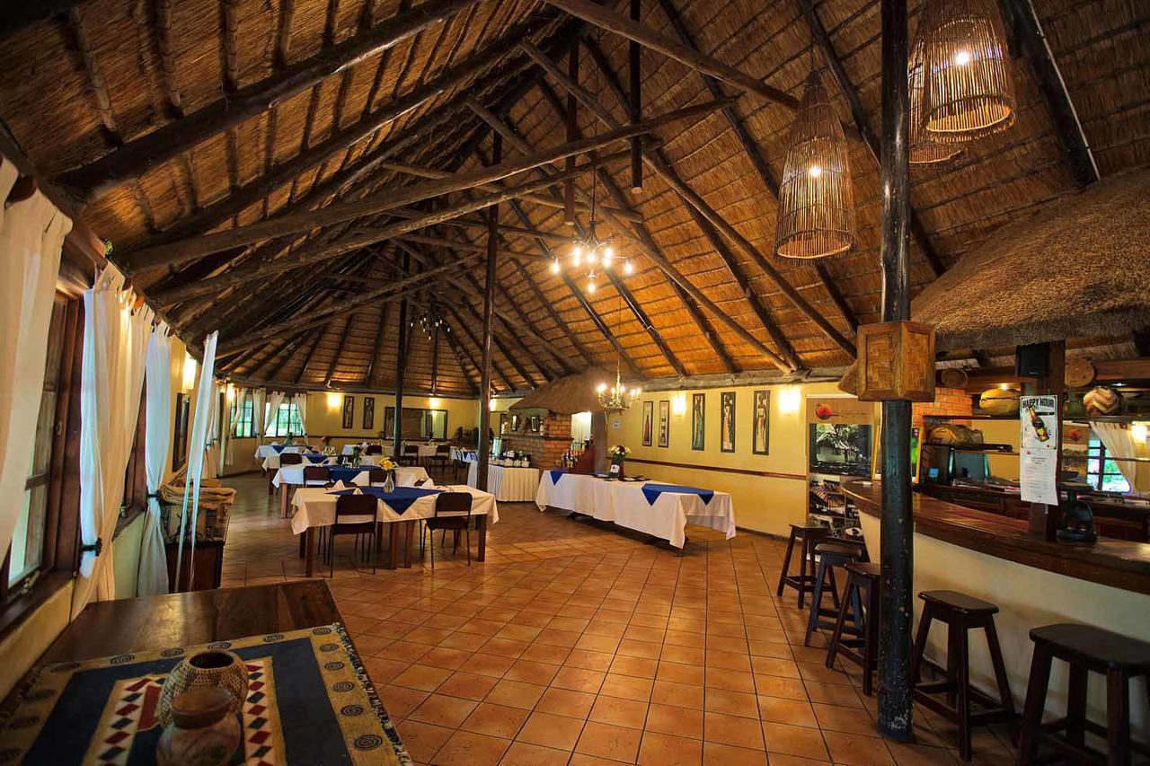 Island Safari Lodge Maun Kültér fotó