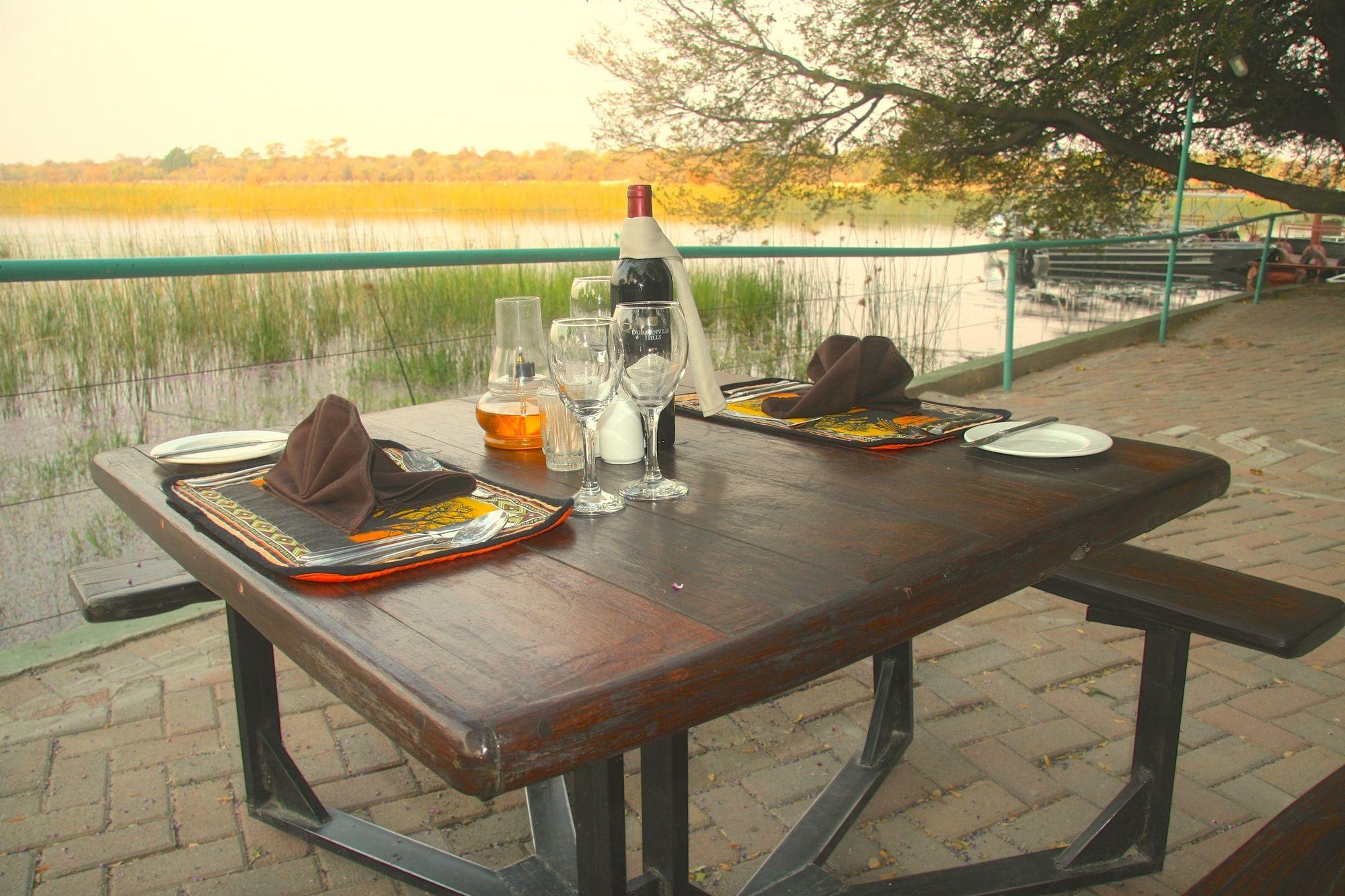 Island Safari Lodge Maun Kültér fotó